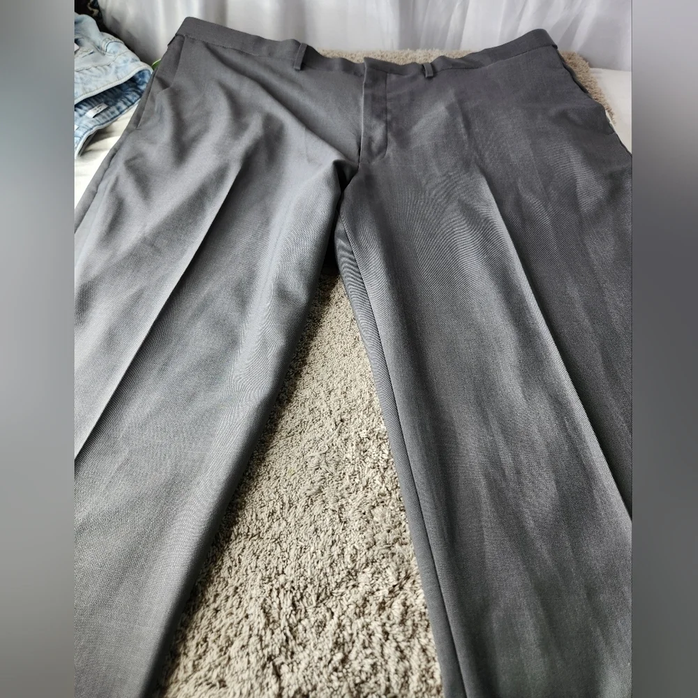 Haggar H26 Men's Premium Stretch Classic Fit Dress Pants - Black 44 x 30